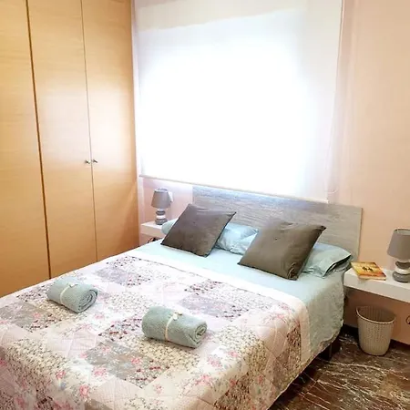 House With 3 Bedrooms In With Wonderful Mountain View Furnished Terrace And Wifi 800 M From The Beach 간디아