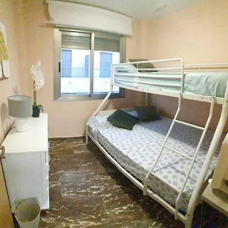 펜션 House With 3 Bedrooms In With Wonderful Mountain View Furnished Terrace And Wifi 800 M From The Beach *