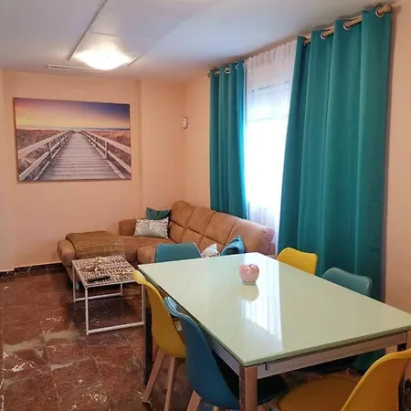 House With 3 Bedrooms In With Wonderful Mountain View Furnished Terrace And Wifi 800 M From The Beach 펜션 *