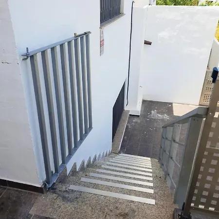 House With 3 Bedrooms In With Wonderful Mountain View Furnished Terrace And Wifi 800 M From The Beach 펜션