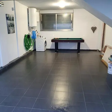 House With 3 Bedrooms In With Wonderful Mountain View Furnished Terrace And Wifi 800 M From The Beach 펜션 *