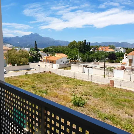 펜션 House With 3 Bedrooms In With Wonderful Mountain View Furnished Terrace And Wifi 800 M From The Beach 간디아