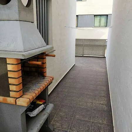 House With 3 Bedrooms In With Wonderful Mountain View Furnished Terrace And Wifi 800 M From The Beach 펜션